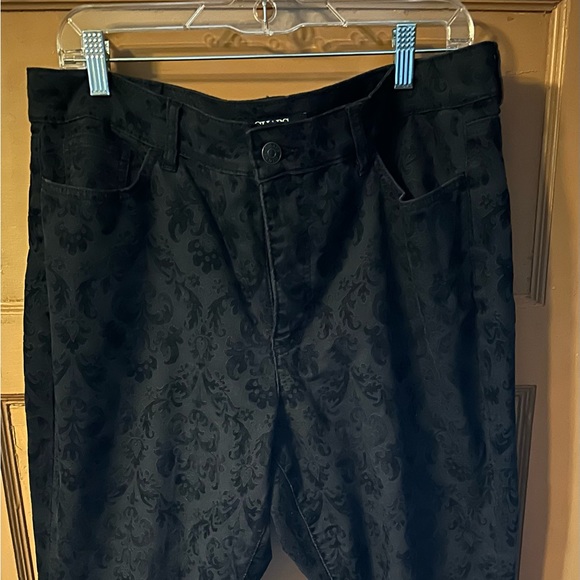 Chaps Soft Black Texture Pattern Jeans Size 16 - Picture 2 of 14